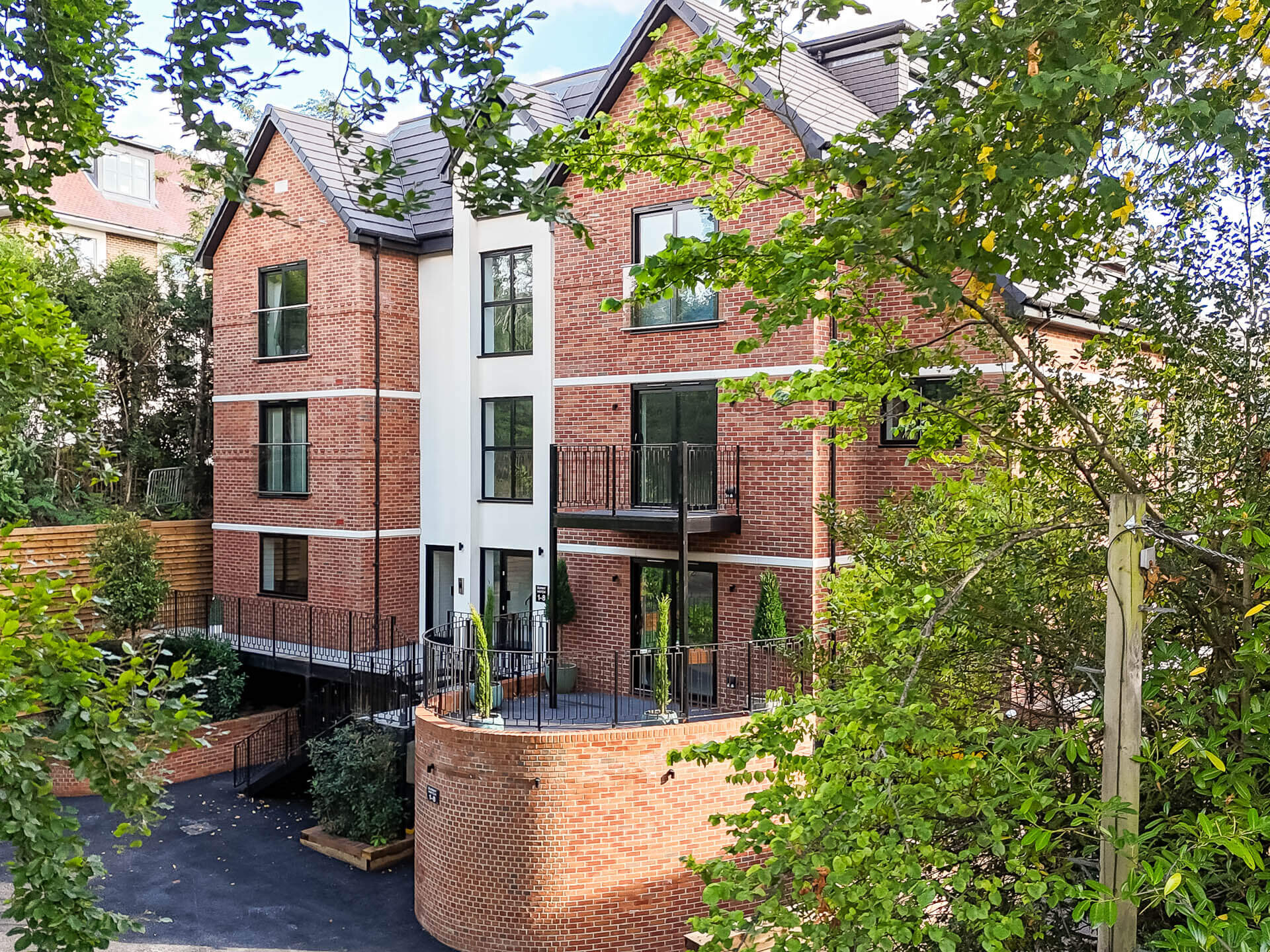 kent-house-homes-sunny-hatch-sevenoaks-drone-1
